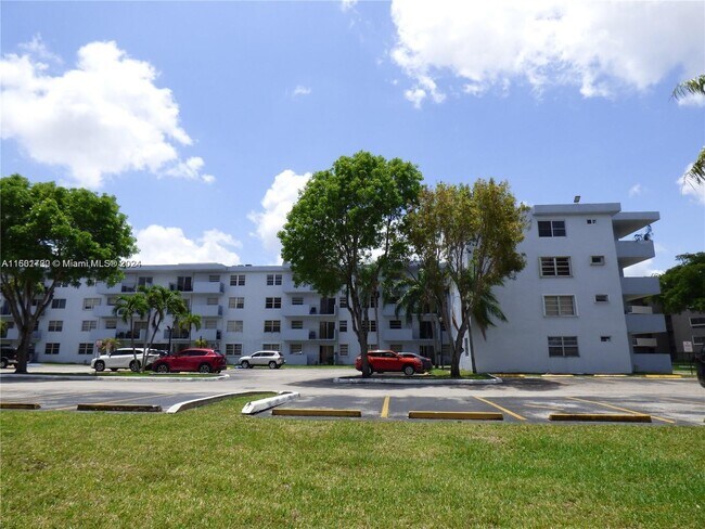 Foto del edificio - 1221 SW 122nd Ave
