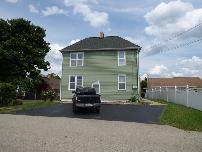 Building Photo - 2709 Middletown Rd