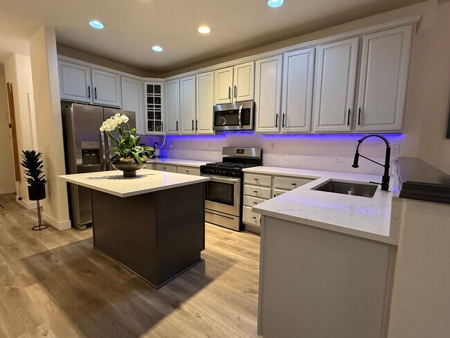 Foto del edificio - 3454 SE Northwood Way