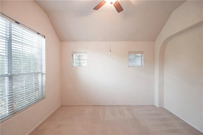 Foto del edificio - 107 Arrowhead Trail