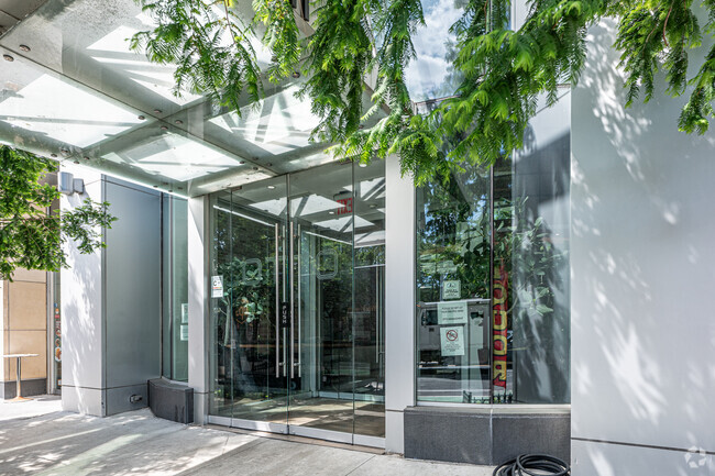 Entrance - OTTO Greenpoint