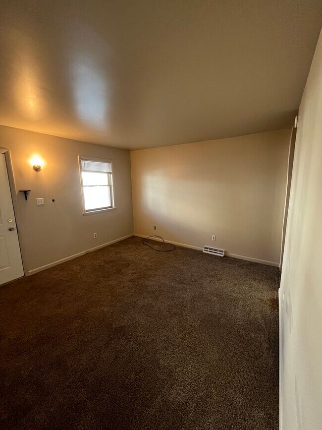 Foto del edificio - 218-220 Lenker Ave. Sunbury