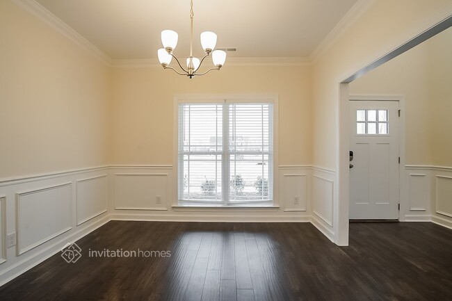 Building Photo - 1079 Vanguard Dr