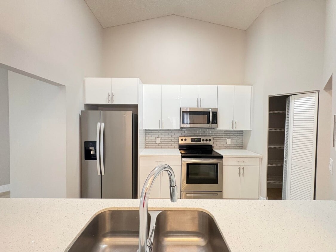 Photo - 1220 NW 15th Ave (Boca Raton, FL)