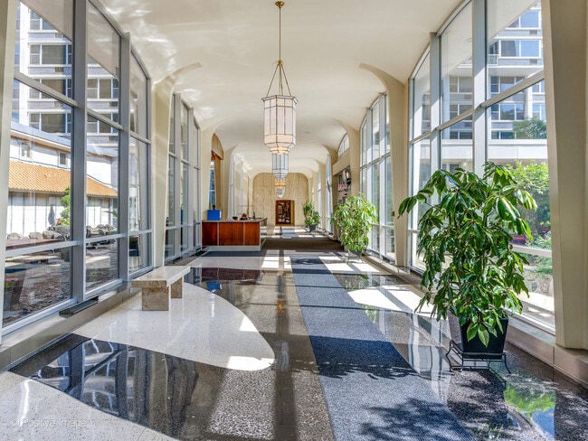 Building Photo - 4250 N Marine Dr