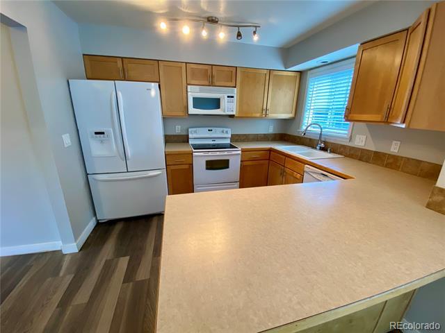 Foto del edificio - 2220 E 103rd Pl
