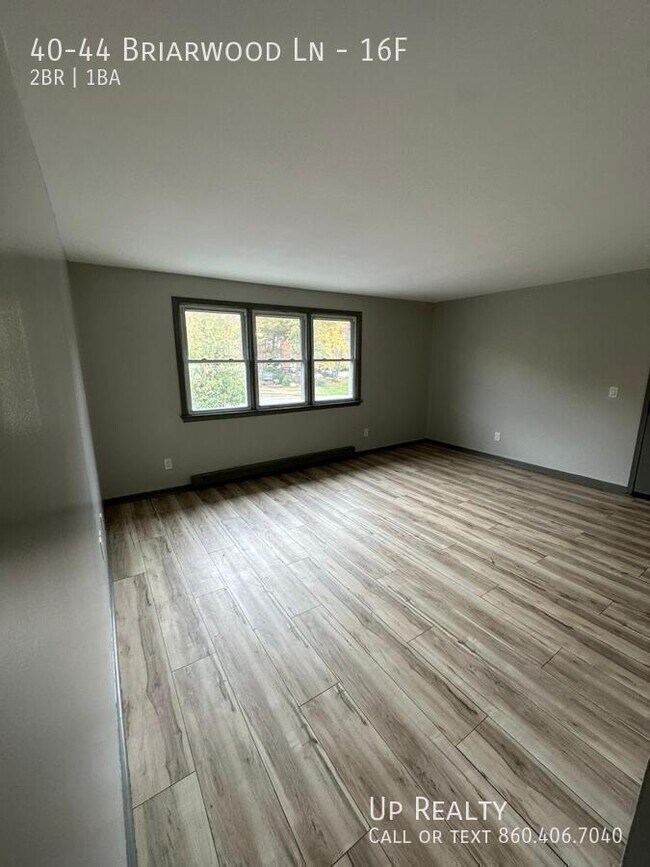 Foto del edificio - 40-44 Briarwood Ln-16F