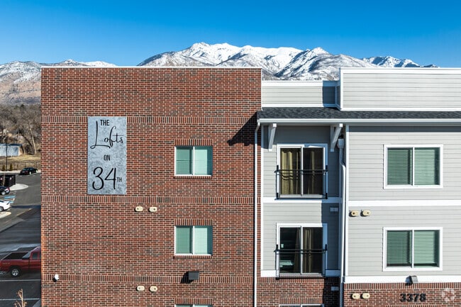 Signage - The Lofts on 34th