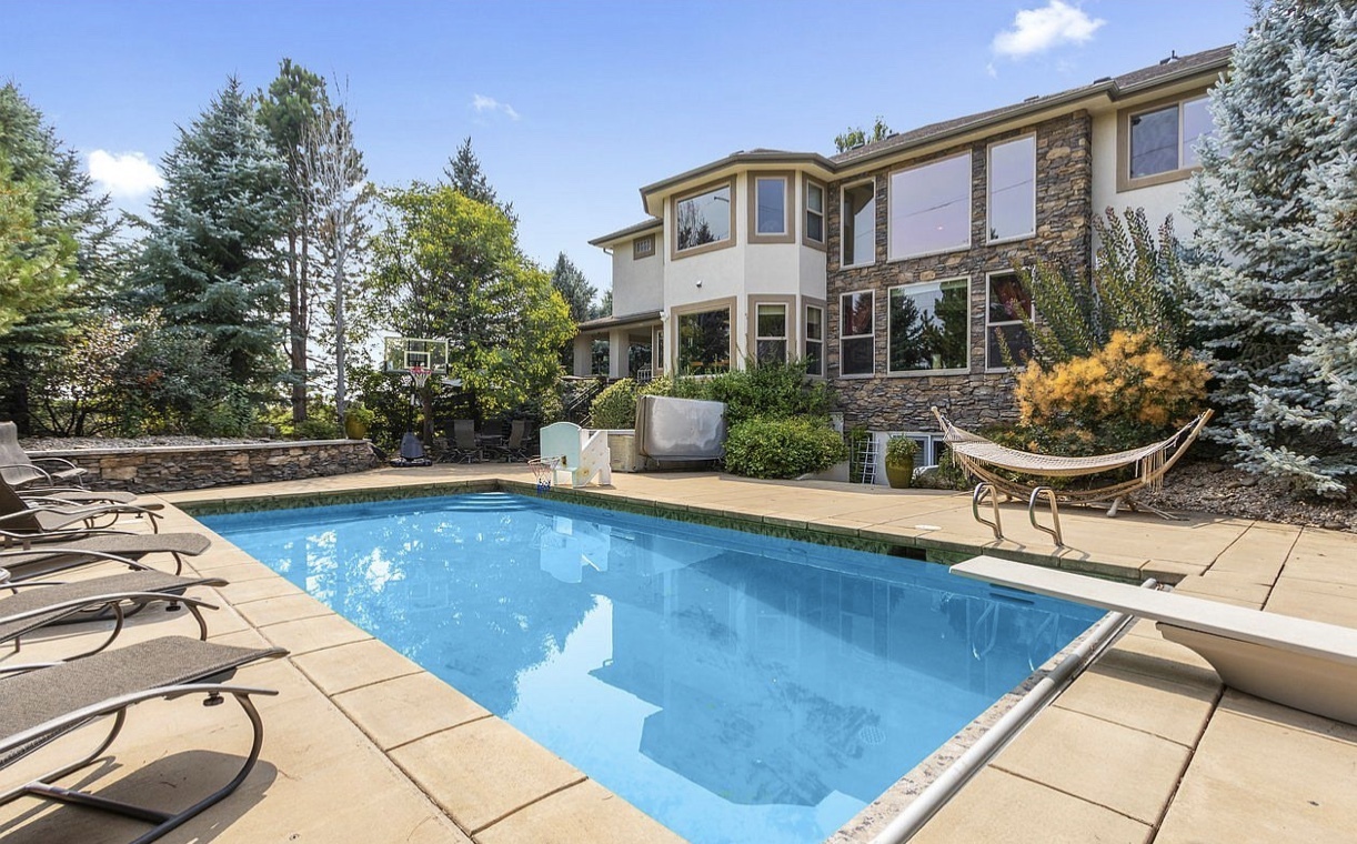 Backyard Oasis - 502 Stardance Way