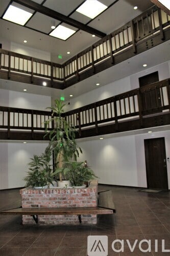 Building Photo - 400 W 76th Ave