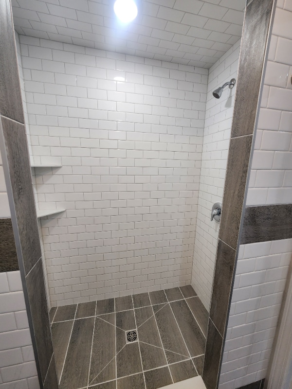 Building Photo - 151 S Main St