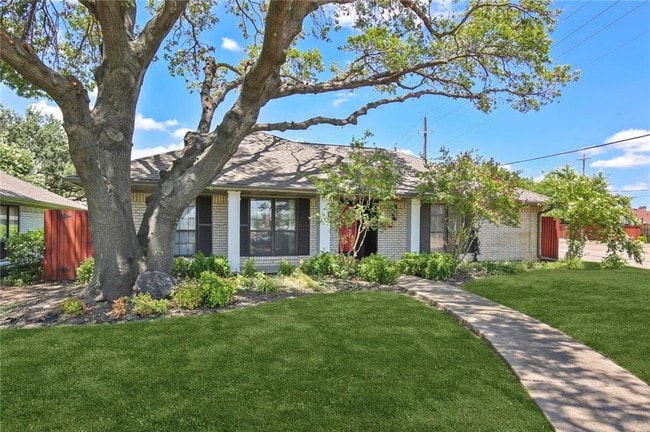 Building Photo - 9247 Moss Farm Ln