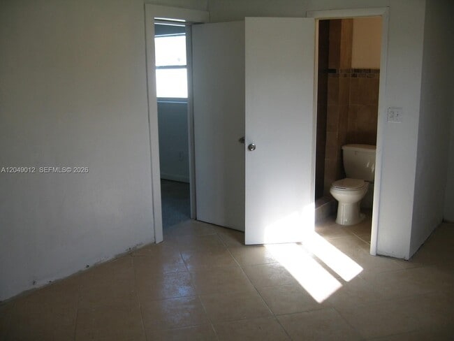 Foto del edificio - 136 NW 14th Way