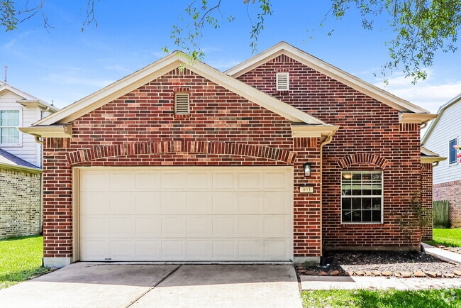 Building Photo - 903 Butterfly Ln