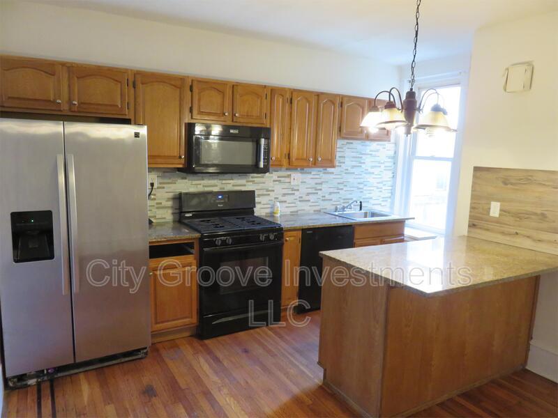 Foto principal - 1343 Foulkrod St