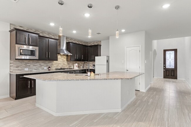 Building Photo - 1610 Temperance Wy