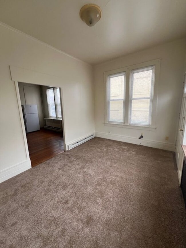 Foto del edificio - 32-34 E North St