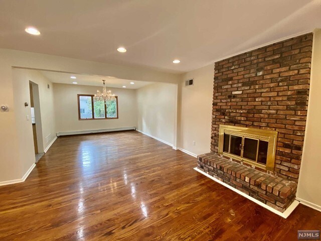 Foto del edificio - 517 Fordham Pl