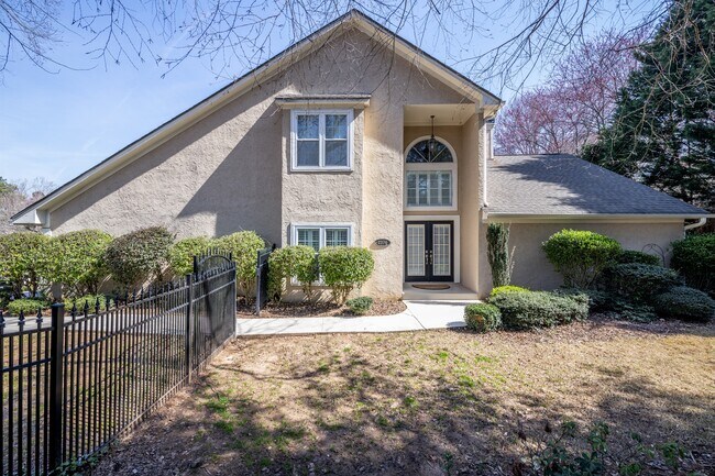 Foto del edificio - 2376 Oakwood Way SE