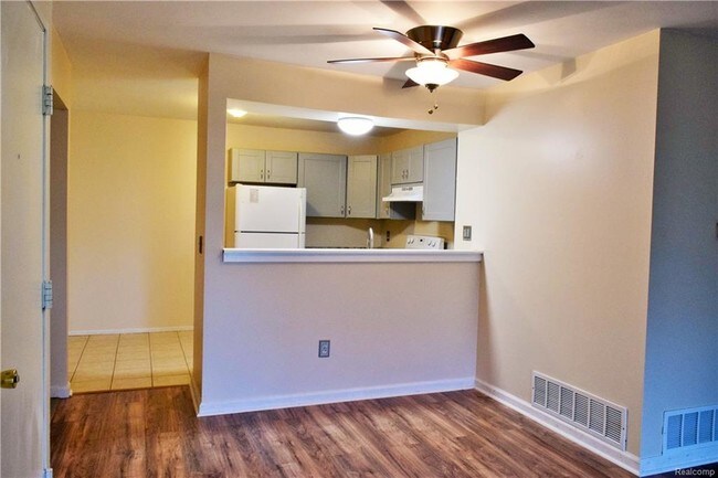 Foto del edificio - 924 Chestnut Hill Dr