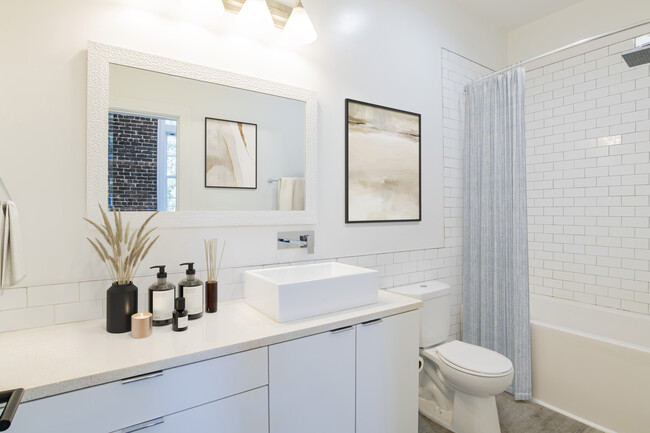 Spa-Like Bathroom - Broad Street Lofts