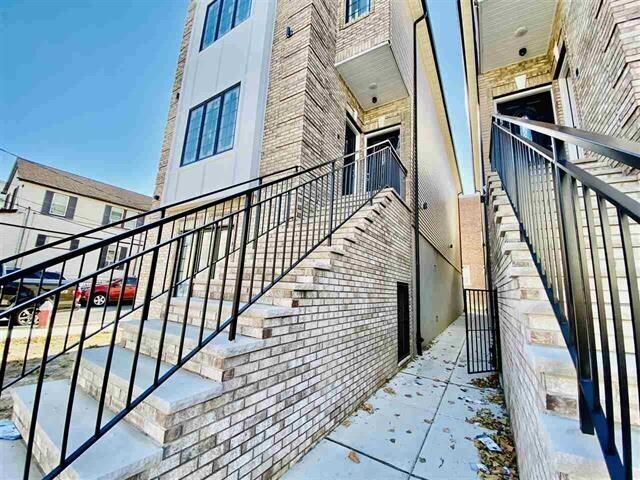 Foto del edificio - 63 Linden Ave