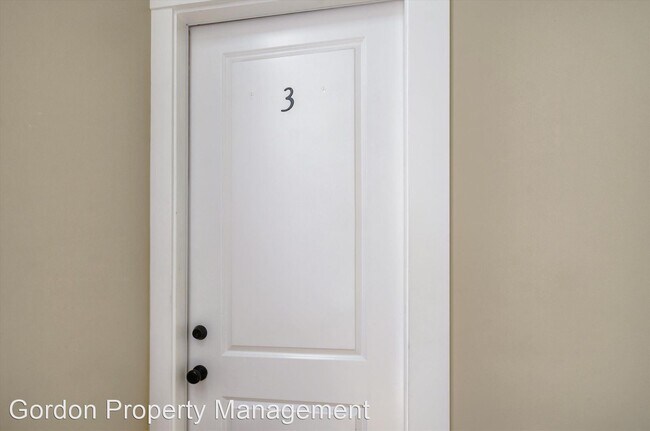 Foto del edificio - 2 br, 1 bath House - 1832 Page St #3
