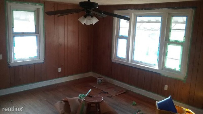 Foto del edificio - 3 br, 1 bath House - 1113 Adams St