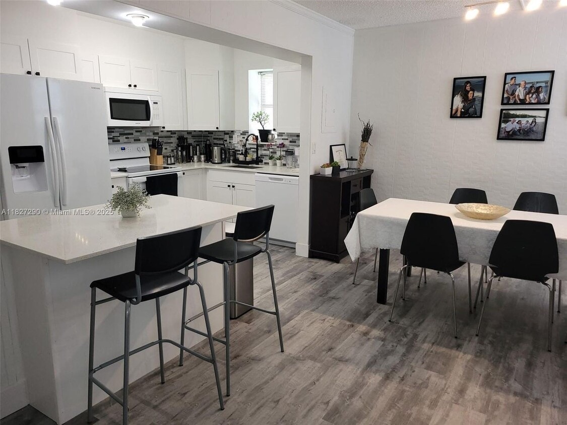 Photo - 20350 W Country Club Drive PH8-4, Aventura, FL 33180
