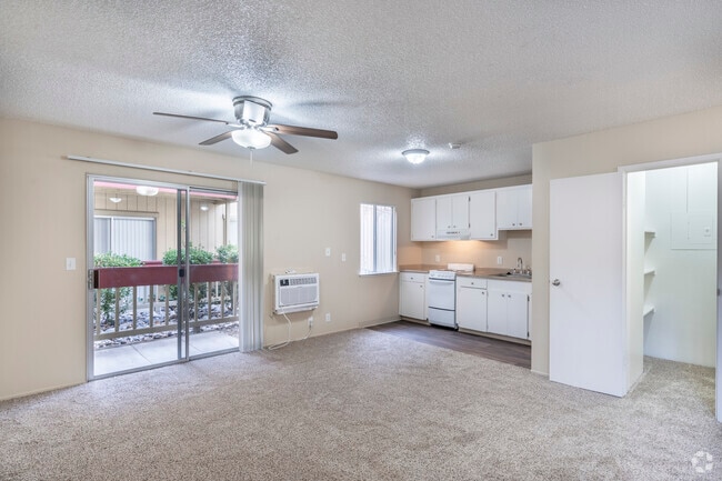 Interior Photo - Cottages at Glenda