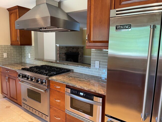 Foto del edificio - Well maintained 4bd Issaquah home!