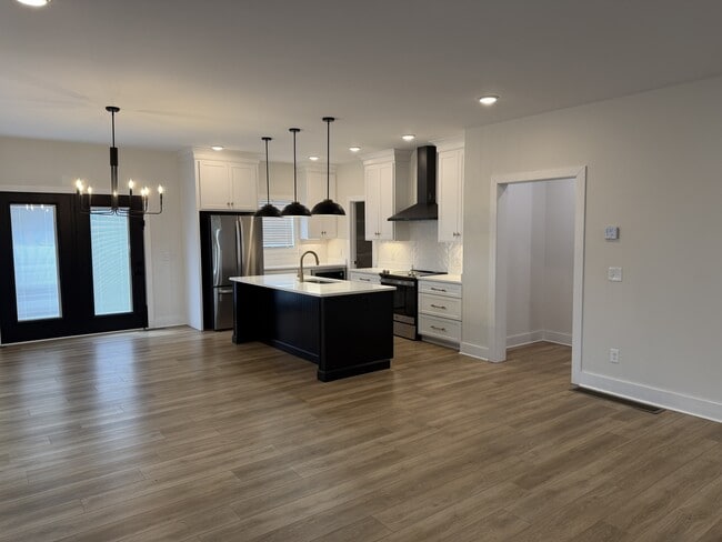 Photo - 276 Tahoe Wy House