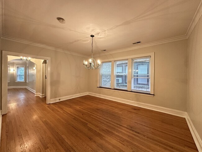 Foto del edificio - 2619 W Greenleaf Ave