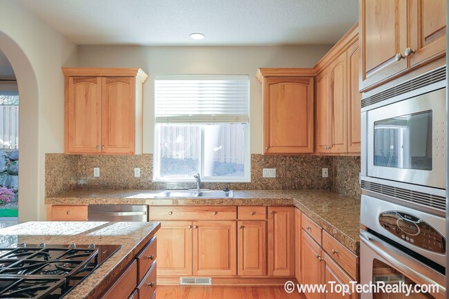 Foto del edificio - 12750 NW Alsace Ln