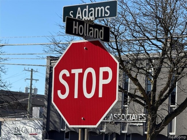 Foto del edificio - 1111 Holland St