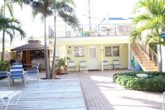 Building Photo - 4209 El Mar Dr
