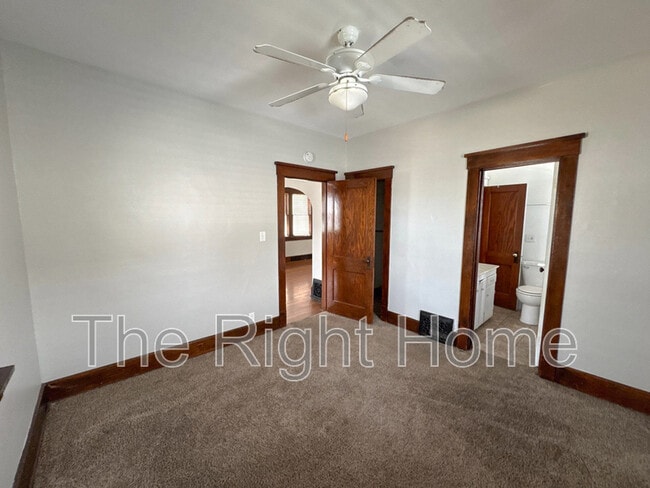 Foto del edificio - 3330 N 59th St