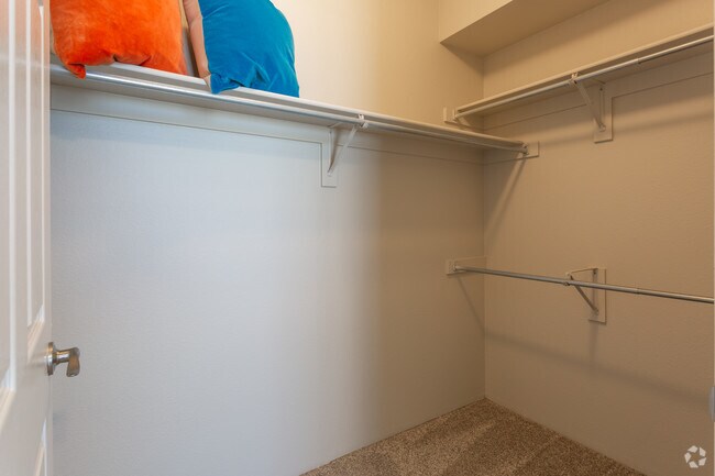 1HAB, 1BA -769 ft² - Links at Legacy Ridge
