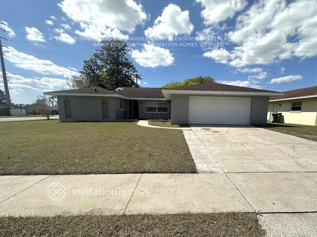 Building Photo - 611 Palomas Ave