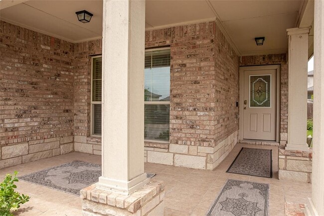 Building Photo - 5334 Cicero Dr