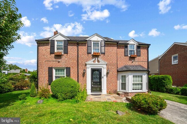 Foto del edificio - 21 Pickwick Ln