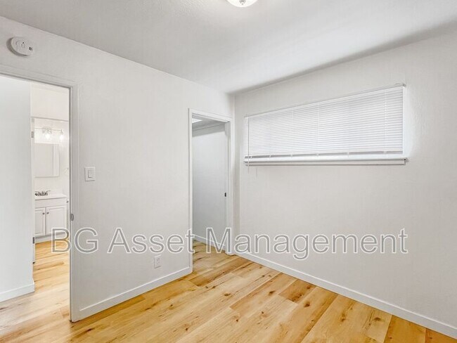 Building Photo - 1574 San Pablo Ave