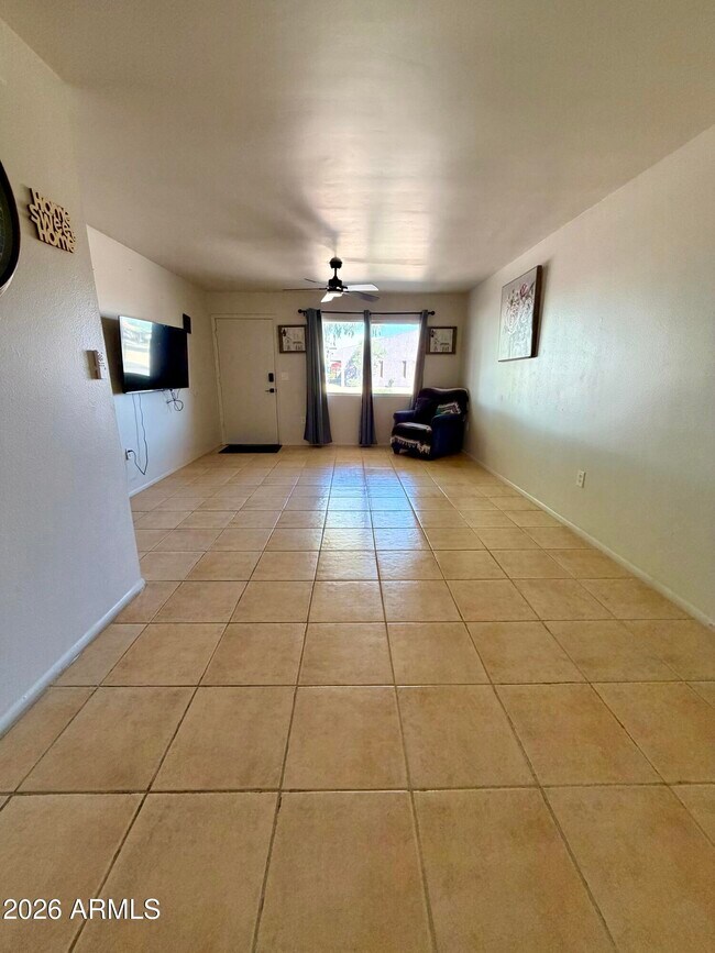 Foto del edificio - 12624 N 105th Ave