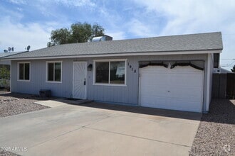 Building Photo - 1918 S Apache Dr
