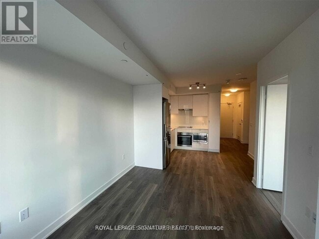 Photo du bâtiment - 99 Broadway Ave