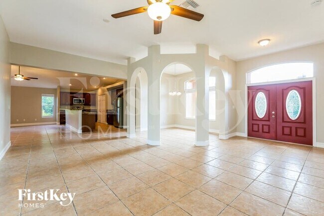 Building Photo - 713 McKinley Ave