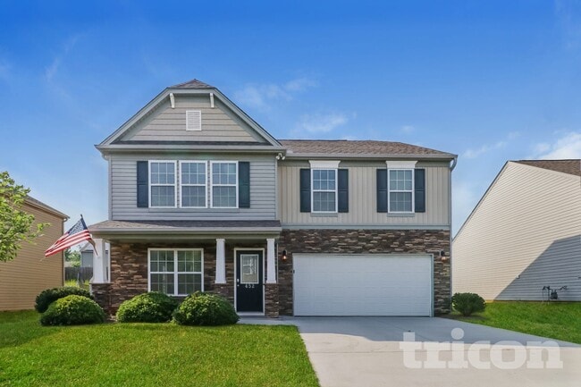 Building Photo - 452 Victory Ln