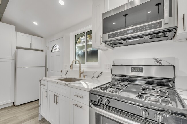 Foto del edificio - 14753 Hartland St