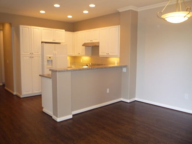 Building Photo - 10978 Serafina Ln