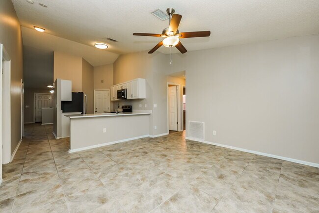Building Photo - 213 Belfort Pl